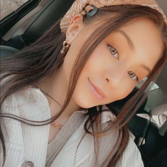 Meet your Posher, Bethany - Picture 1 of 1